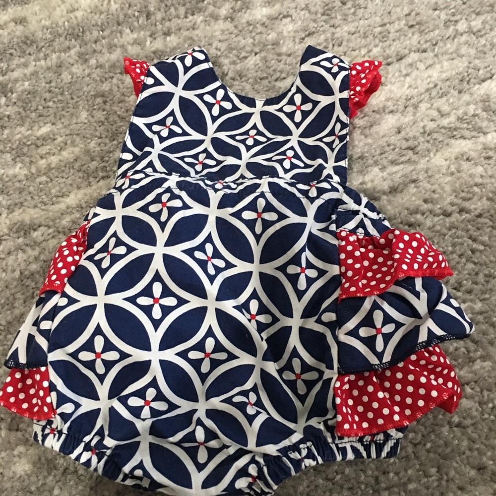 Baby girl Nursery Rhyme Bubble